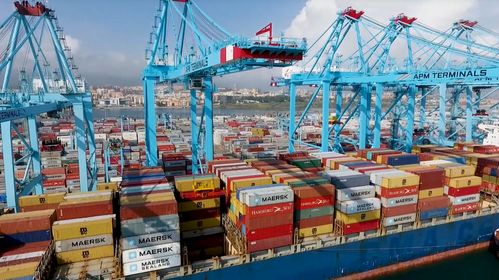 中國(guó)經(jīng)濟(jì)展現(xiàn)強(qiáng)勁韌性 外貿(mào)總值突破20萬(wàn)億，出口年內(nèi)首現(xiàn)正增長(zhǎng)